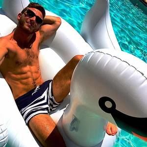 Meet your Posher, Erik